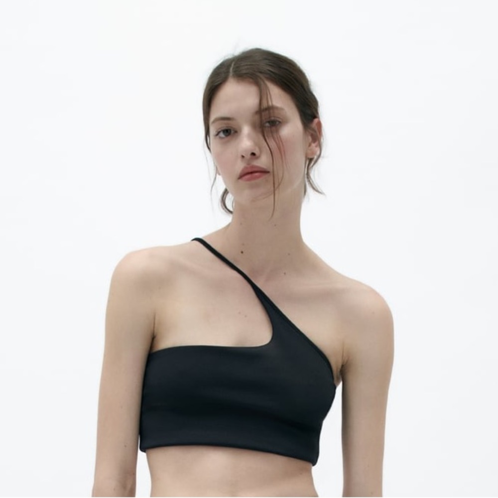Zara asymmetric top